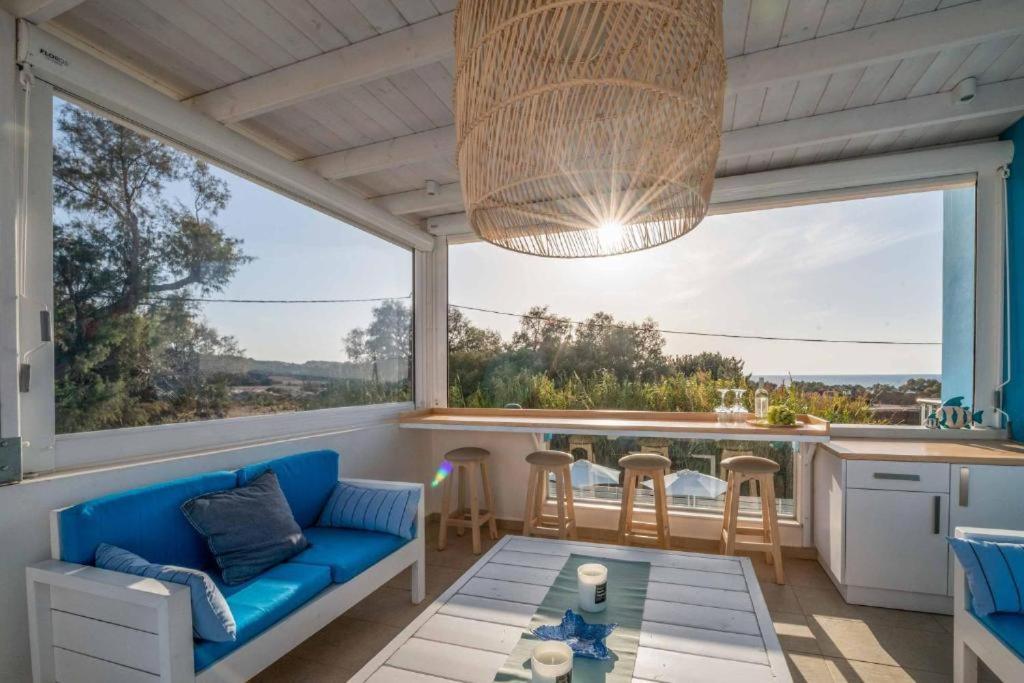Seabreeze Villa - With Jacuzzi & Heated Pool Мастрихари Екстериор снимка
