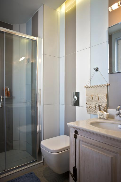 Seabreeze Villa - With Jacuzzi & Heated Pool Мастрихари Екстериор снимка